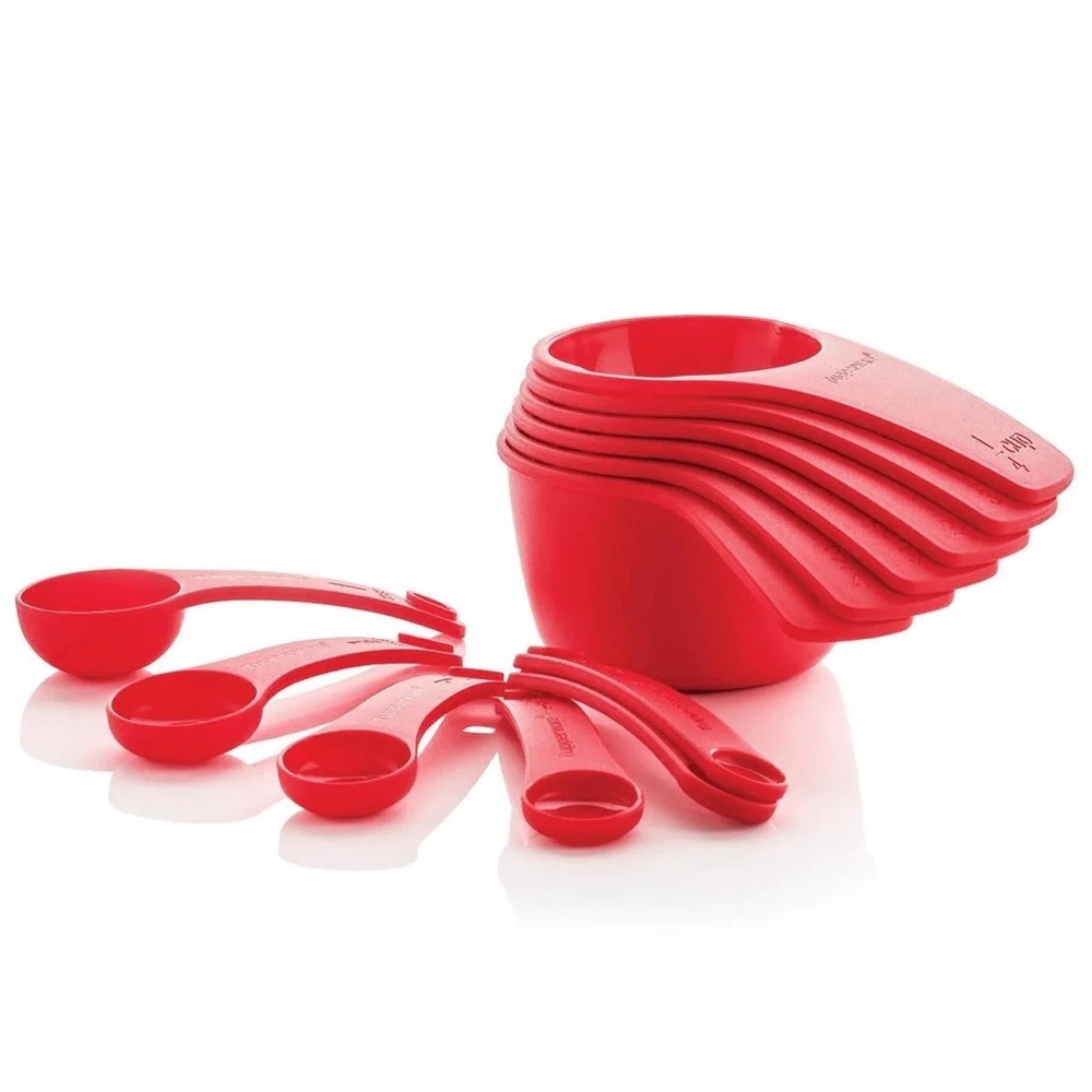 Tupperware Measuring Mates Set